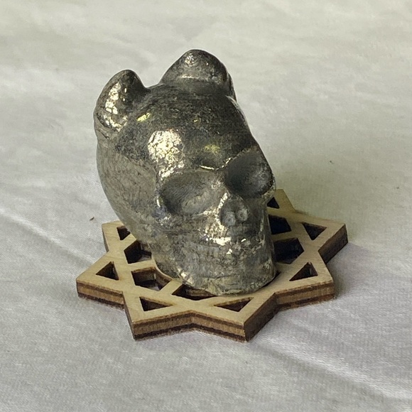 Pyrite Skull - Picture 2 of 7
